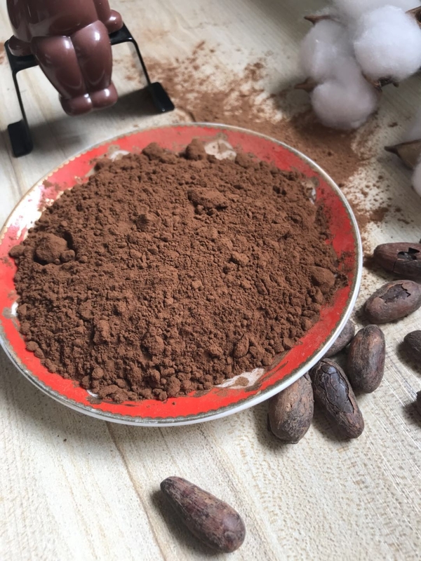 Natural de materia grasa reducida/alcalizó el polvo de cacao oscuro para la confitería que hacía los chocolates