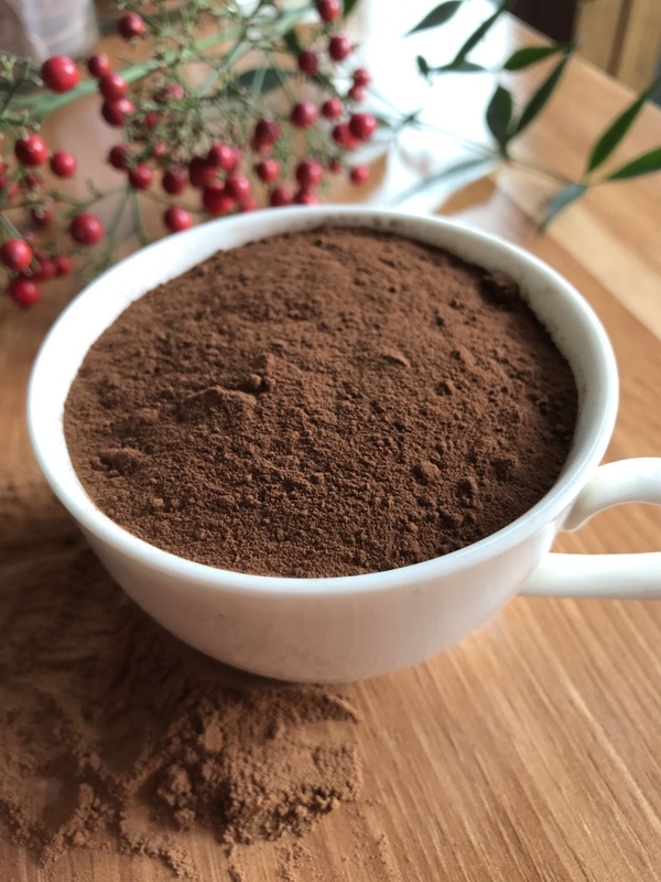 Contenido de alto grado en grasas puro del cacao del polvo de cacao de Brown el 100% para algunas tortas de chocolate