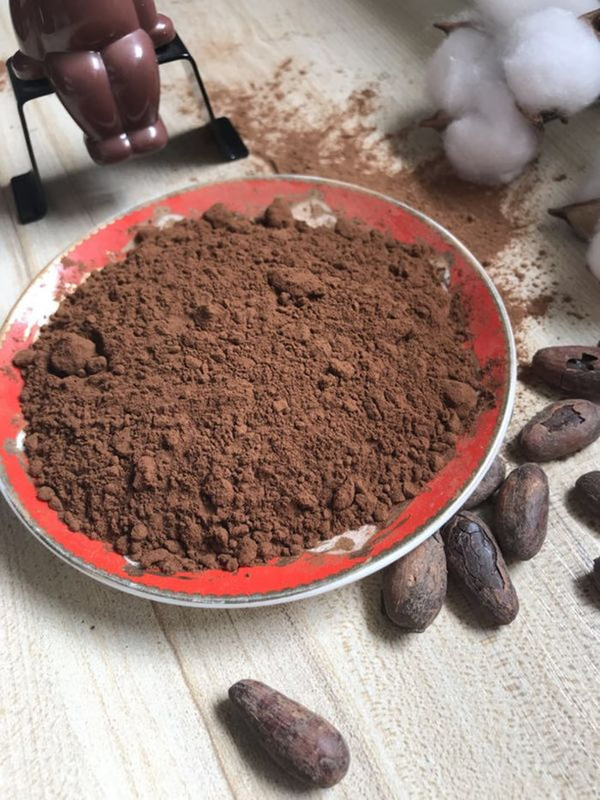 Polvo de flujo libre de alto grado en grasas sano de Brown del polvo de cacao para la confitería